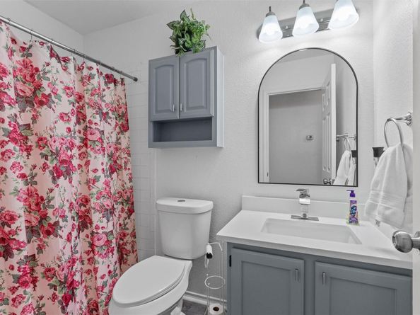 8904 Francia TRL, Austin TX 78748