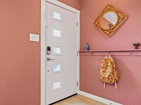 8605 Putnam DR 202, Austin TX 78757