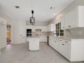 6601 Needham LN, Austin TX 78739