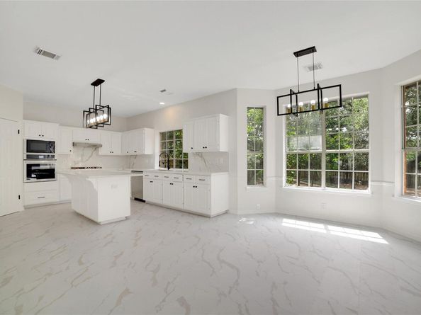 6601 Needham LN, Austin TX 78739