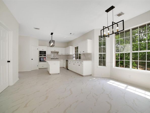 6601 Needham LN, Austin TX 78739