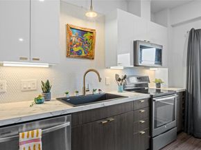 4361 S Congress Ave 402, Austin TX 78745