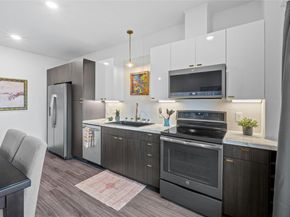 4361 S Congress Ave 402, Austin TX 78745