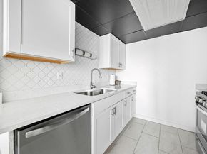 1800 Lavaca ST A201, Austin TX 78701