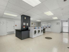 1800 Lavaca ST A201, Austin TX 78701