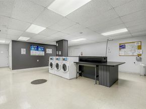 1800 Lavaca ST A201, Austin TX 78701