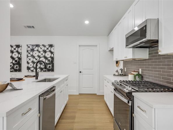 12208 Double Tree LN, Austin TX 78750