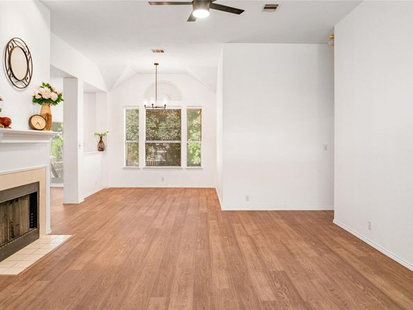12318 Copperfield DR, Austin TX 78753