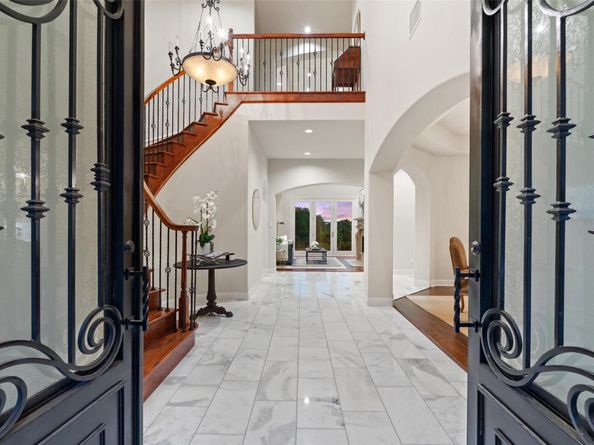 512 Newhall CV, Austin TX 78746