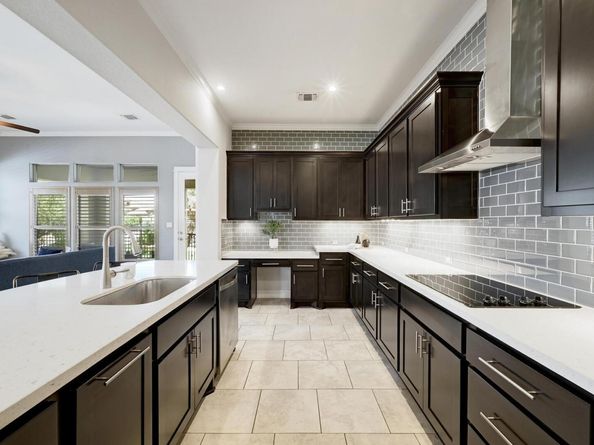 5303 Patagonia PASS, Austin TX 78738