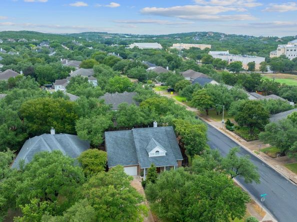 5633 Republic Of Texas BLVD, Austin TX 78735