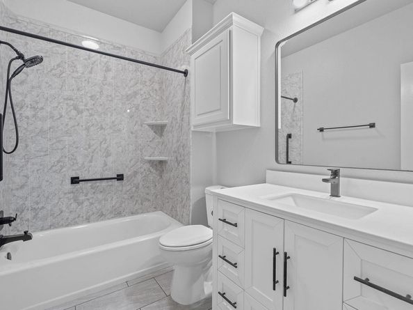 5633 Republic Of Texas BLVD, Austin TX 78735