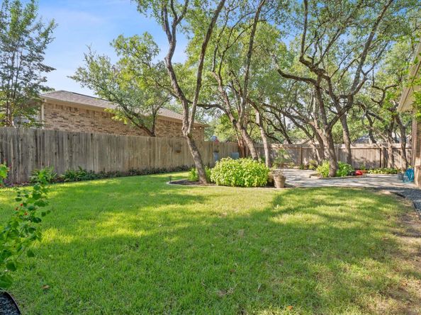 5633 Republic Of Texas BLVD, Austin TX 78735