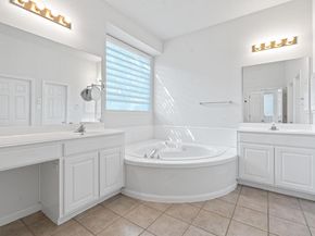 5633 Republic Of Texas BLVD, Austin TX 78735