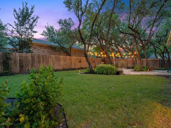 5633 Republic Of Texas BLVD, Austin TX 78735