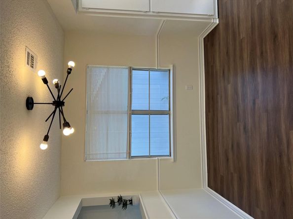 912 Speer LN, Austin TX 78745