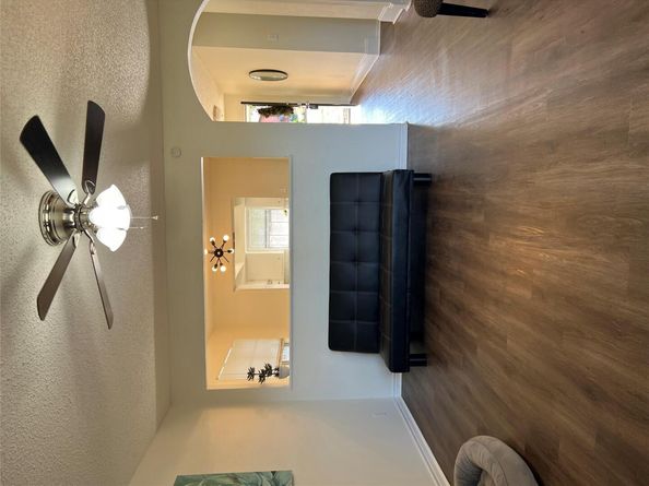 912 Speer LN, Austin TX 78745