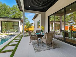 3103 Whiteway DR, Austin TX 78757