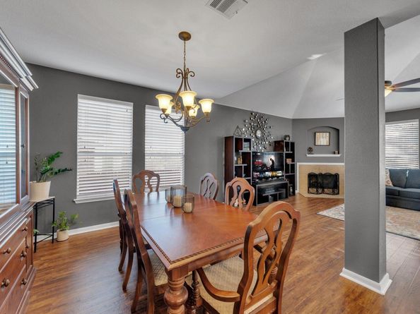 2157 Paradise Ridge DR, Round Rock TX 78665