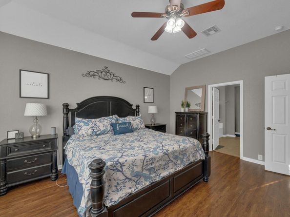 2157 Paradise Ridge DR, Round Rock TX 78665