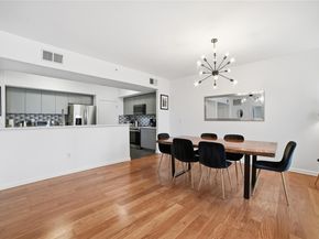 54 Rainey ST 1018, Austin TX 78701