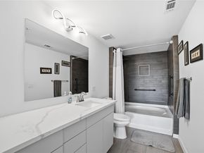 54 Rainey ST 1018, Austin TX 78701