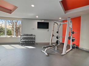 54 Rainey ST 1018, Austin TX 78701