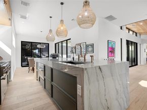 7805 Lazy River CV, Austin TX 78730