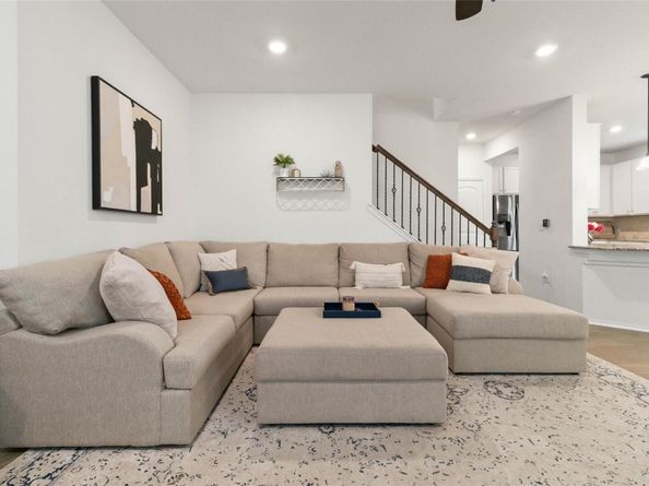 9003 Acorn Cup DR 34, Austin TX 78748