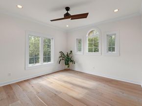 1937 Rue De St Tropez ST 5, Austin TX 78746