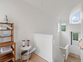 1937 Rue De St Tropez ST 5, Austin TX 78746