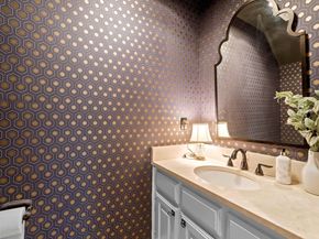 1937 Rue De St Tropez ST 5, Austin TX 78746