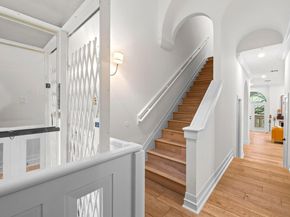 1937 Rue De St Tropez ST 5, Austin TX 78746