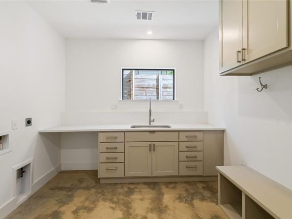 717 Meriden LN, Austin TX 78703