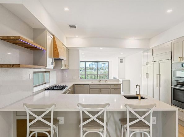 717 Meriden LN, Austin TX 78703