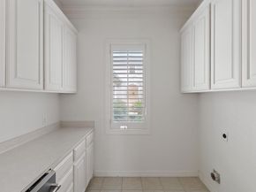 2305 Barton Creek BLVD 25, Austin TX 78735