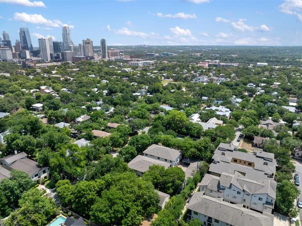 1206 Marshall LN, Austin TX 78703