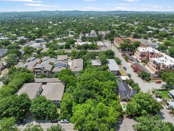 1206 Marshall LN, Austin TX 78703