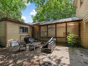 1206 Marshall LN, Austin TX 78703