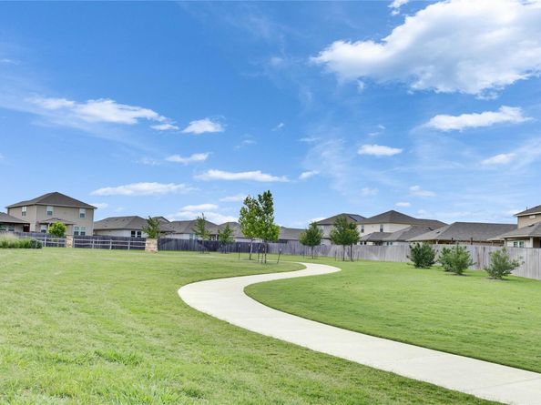 148 Skycroft CIR, Liberty Hill TX 78642