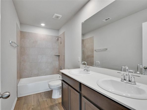 148 Skycroft CIR, Liberty Hill TX 78642