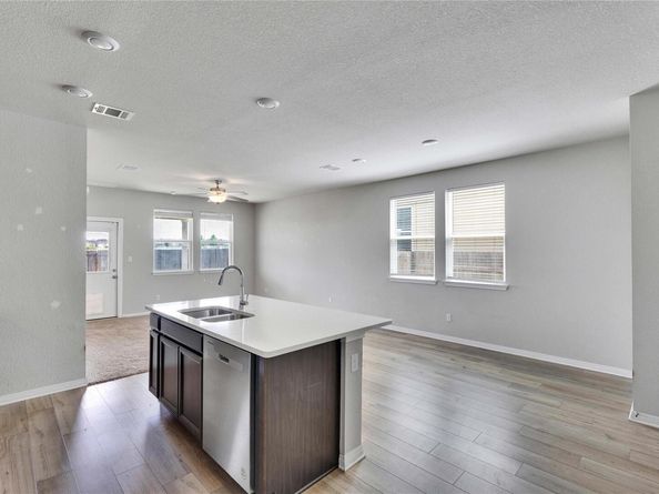148 Skycroft CIR, Liberty Hill TX 78642