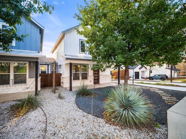 1206 Deloney ST B, Austin TX 78721