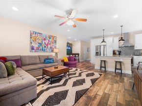1206 Deloney ST B, Austin TX 78721