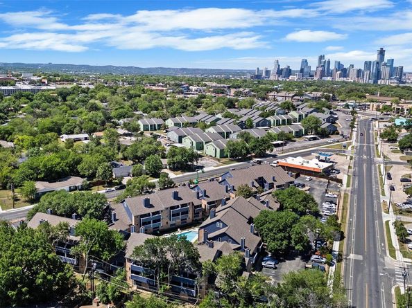 2500 Burleson RD 401, Austin TX 78741