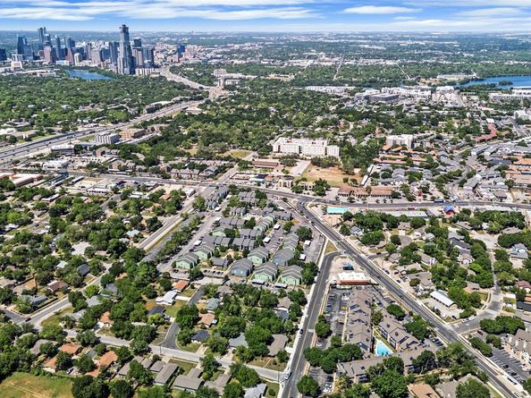 2500 Burleson RD 401, Austin TX 78741