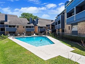2500 Burleson RD 401, Austin TX 78741