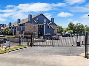 2500 Burleson RD 401, Austin TX 78741
