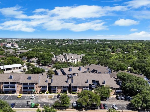 2500 Burleson RD 401, Austin TX 78741