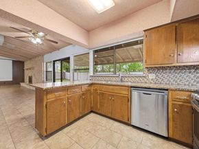 8900 Briardale DR, Austin TX 78758